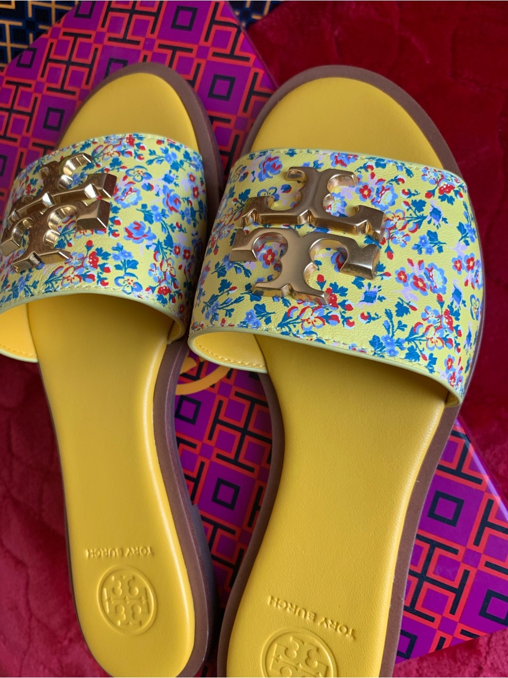 Tory Burch Yellow Floral Logo Slide Sandals with Gold Hardware - Picture 2 of 6